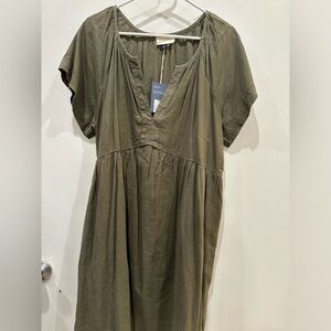 Universal Thread Khaki Short Sleeve Dress